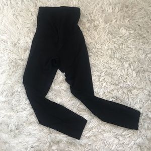 Motherhood Maternity black pants skinny ankle M